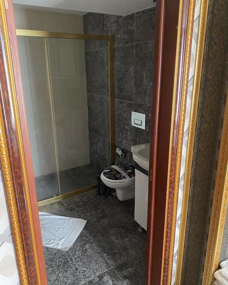 Grand Merin Airport Hotel Istanbul Exteriör bild