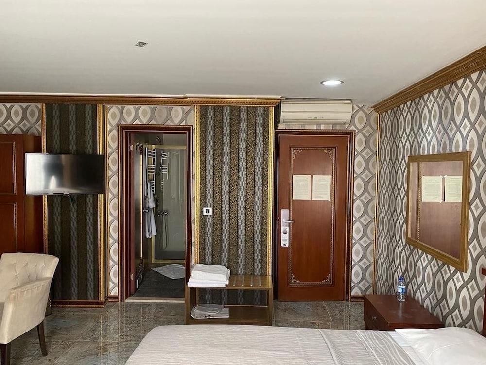 Grand Merin Airport Hotel Istanbul Exteriör bild