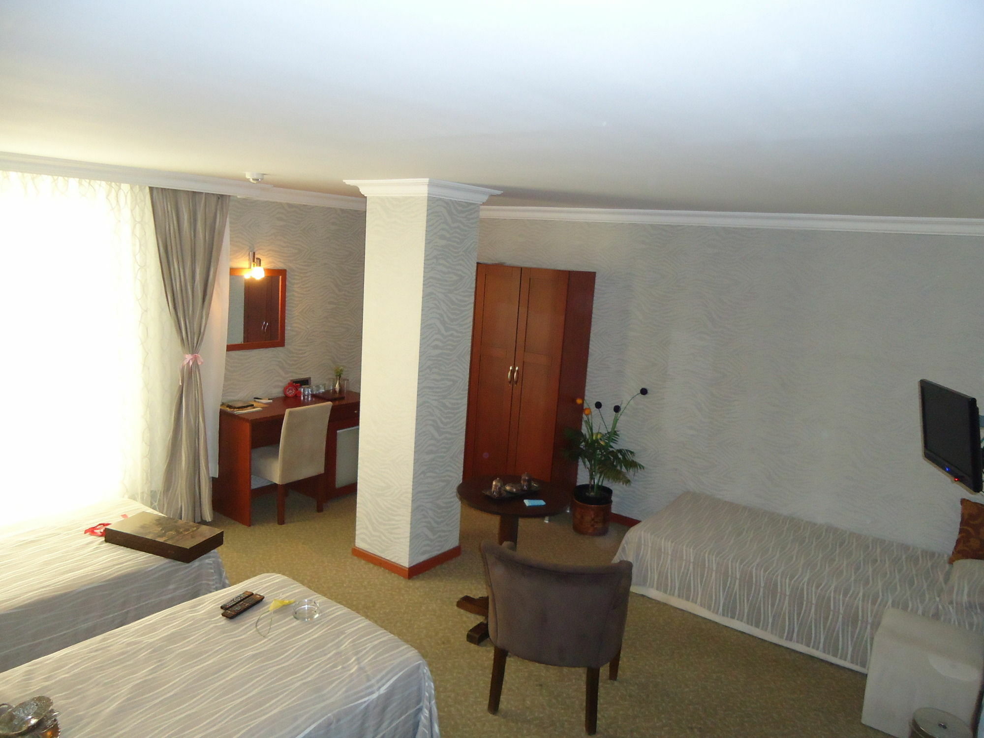 Grand Merin Airport Hotel Istanbul Exteriör bild